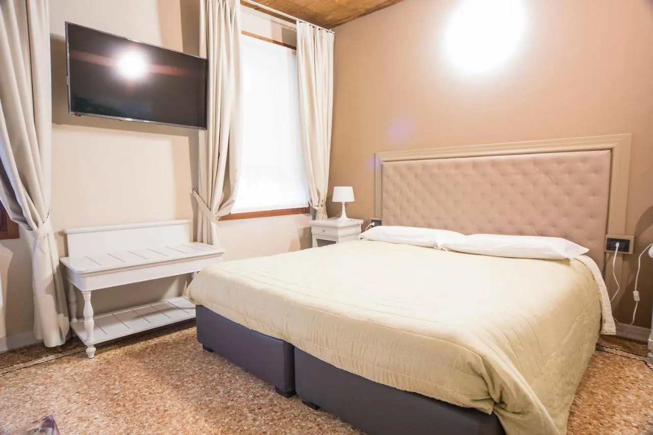 Torre Soave - Locazione Turistica Hotel