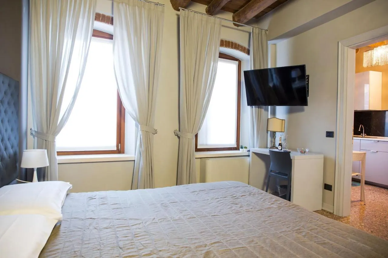 Torre Soave - Locazione Turistica Hotel 0*, Soave (Verona) Italy