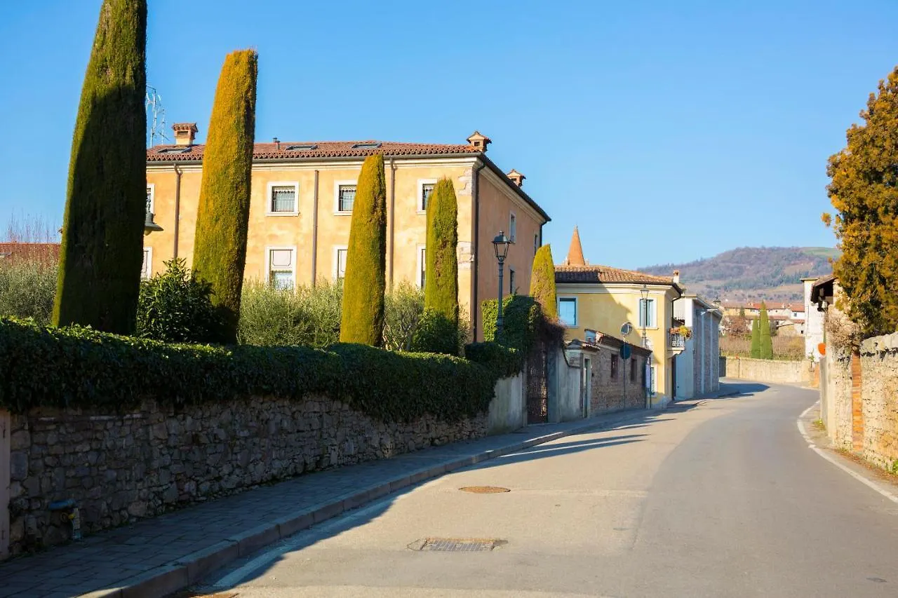 Torre Soave - Locazione Turistica Hotel Soave (Verona)