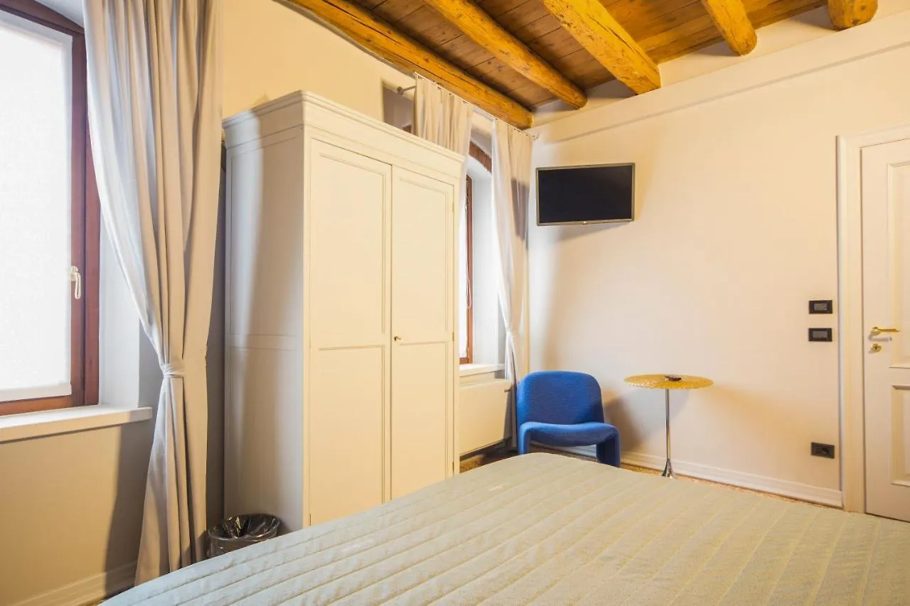 Guest house Torre Soave - Locazione Turistica Hotel