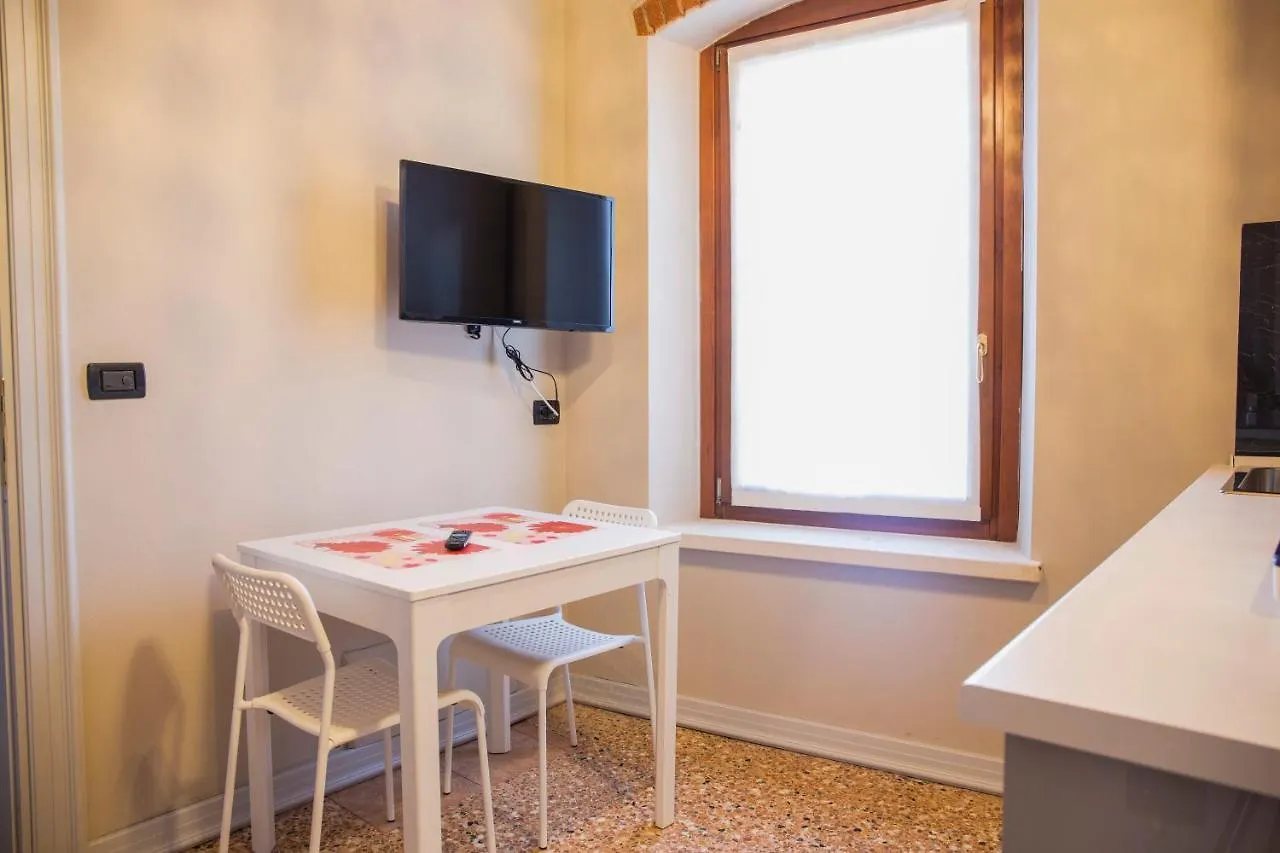 Torre Soave - Locazione Turistica Hotel 0*, Soave (Verona) Italy